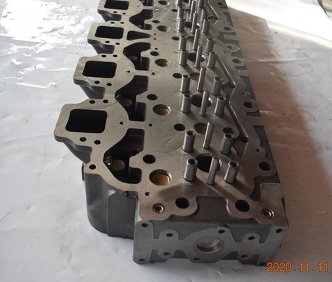 Các bộ phận động cơ diesel Đầu xi lanh Assy 1105096 Đối với động cơ  E3406 3406
